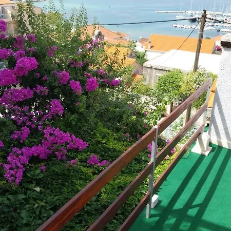 Apartments Lumbarda * Lumbarda