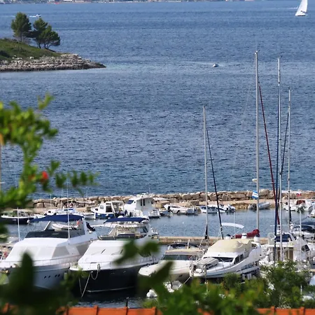 Apartman Apartments Lumbarda *