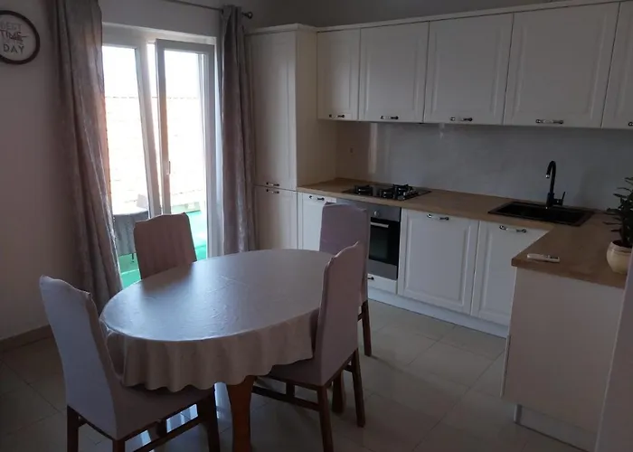 Apartments Lumbarda