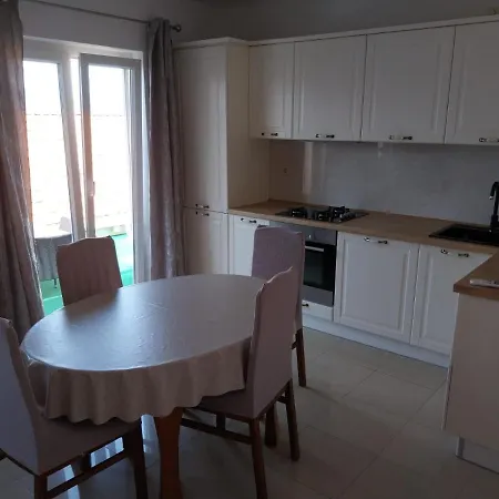Apartments Lumbarda
