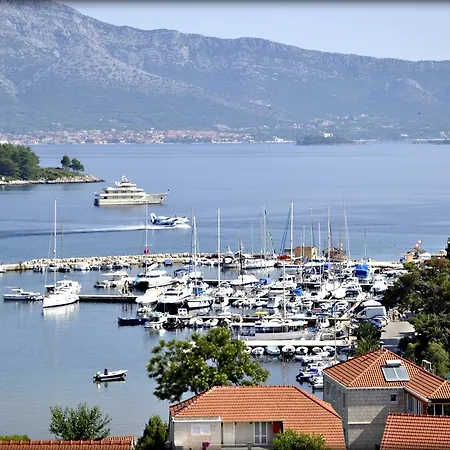 Apartments Lumbarda Lumbarda