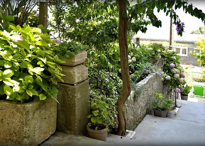 Apartments Lumbarda Λομπάρδα